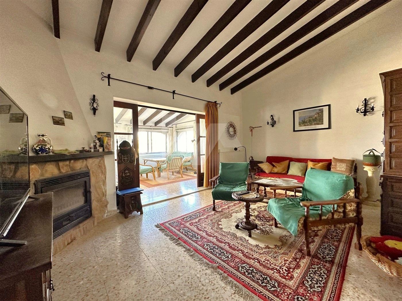 Villa te koop met zeezicht in Paichi, Moraira.