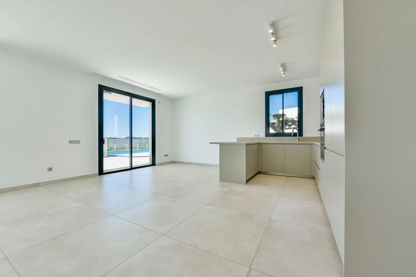 Schöne neue Villa in Finestrat