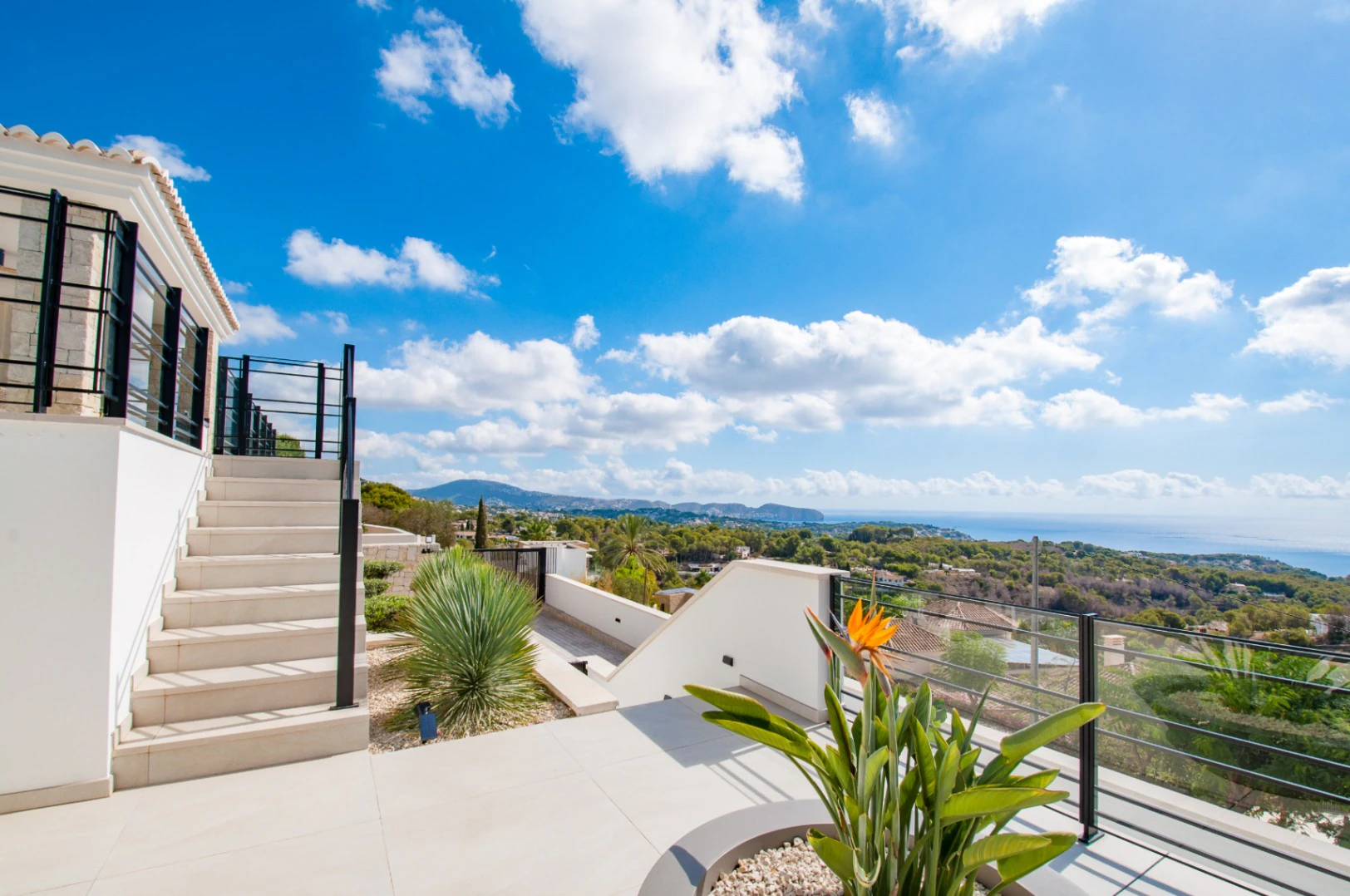Luxury, Villa, Comfort and Spectacular Views in Benissa.