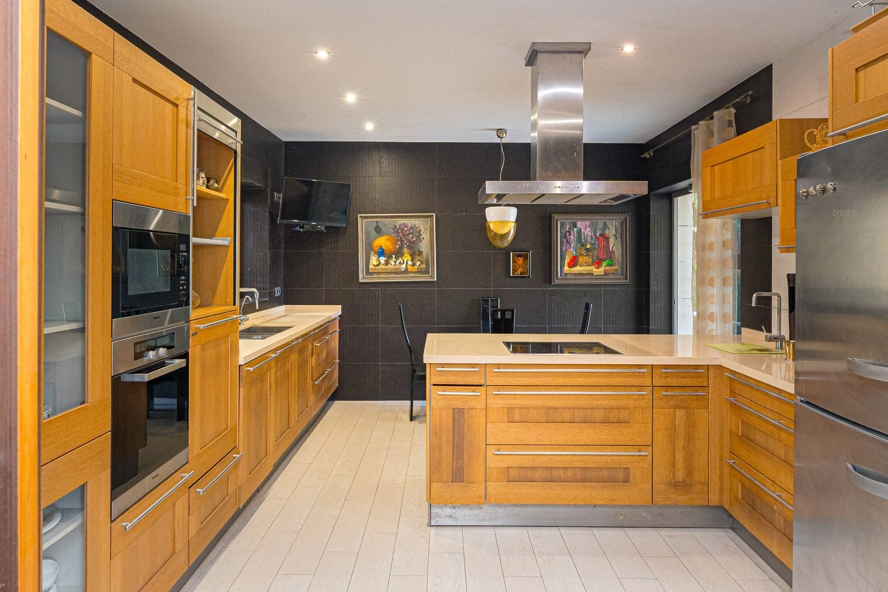 Villa for sale in Denia