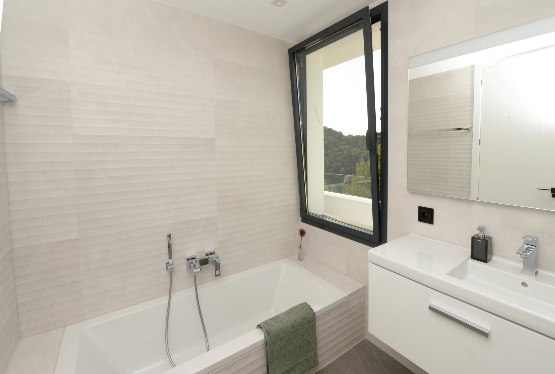 Impressive new build for sale in Jávea