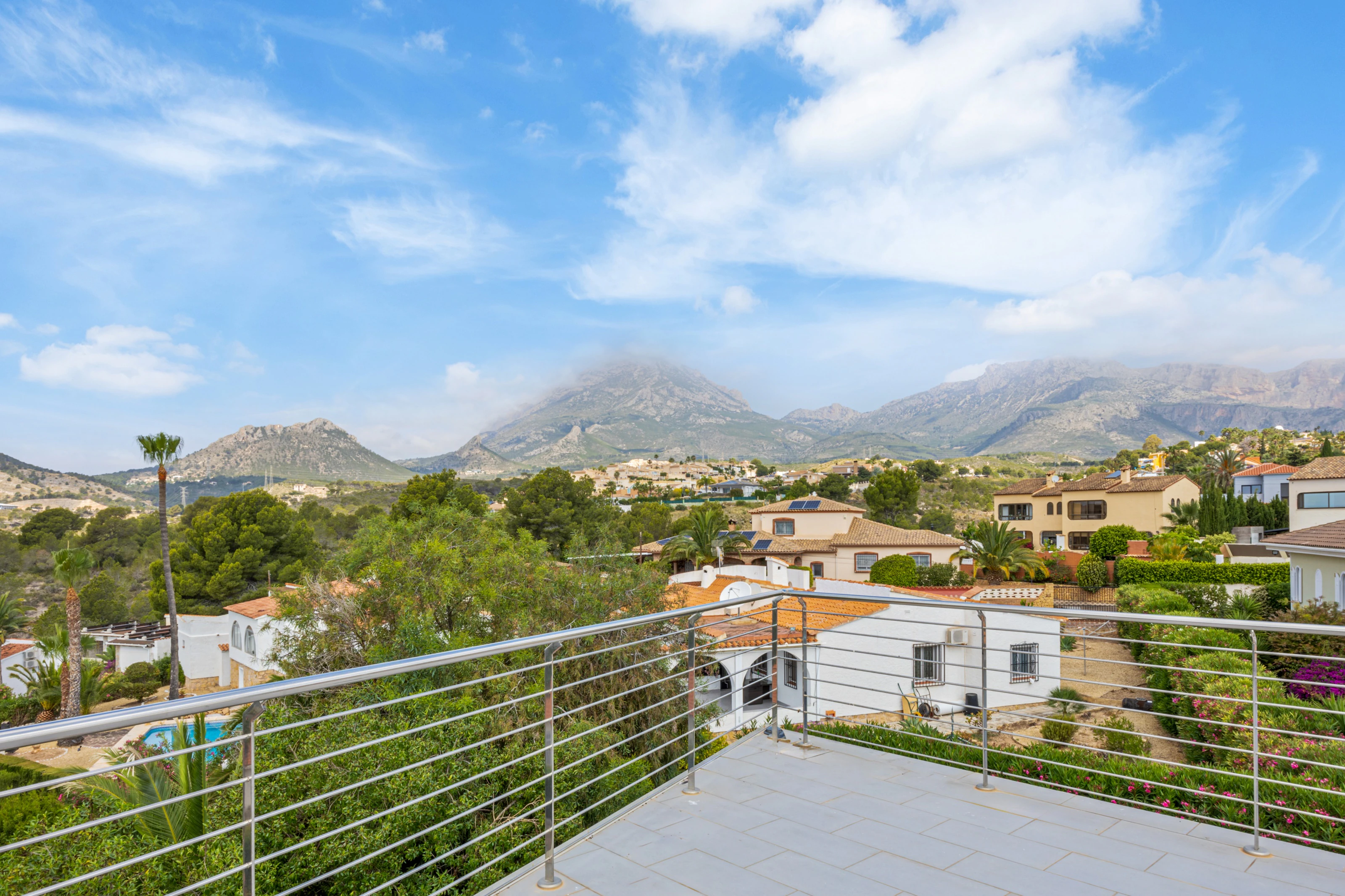 Villa for sale in La Nucia