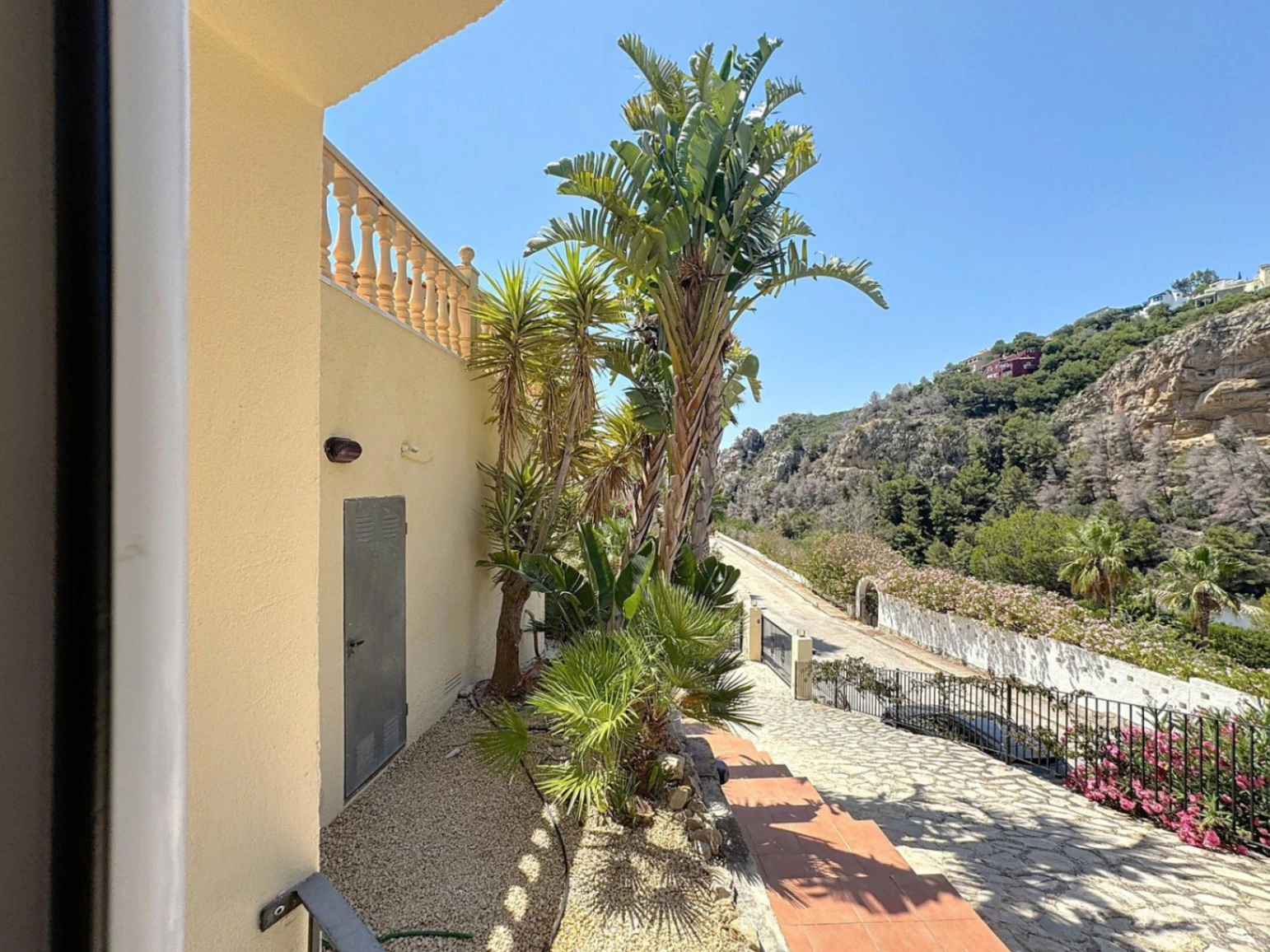 Cumbre del Sol villa with private pool