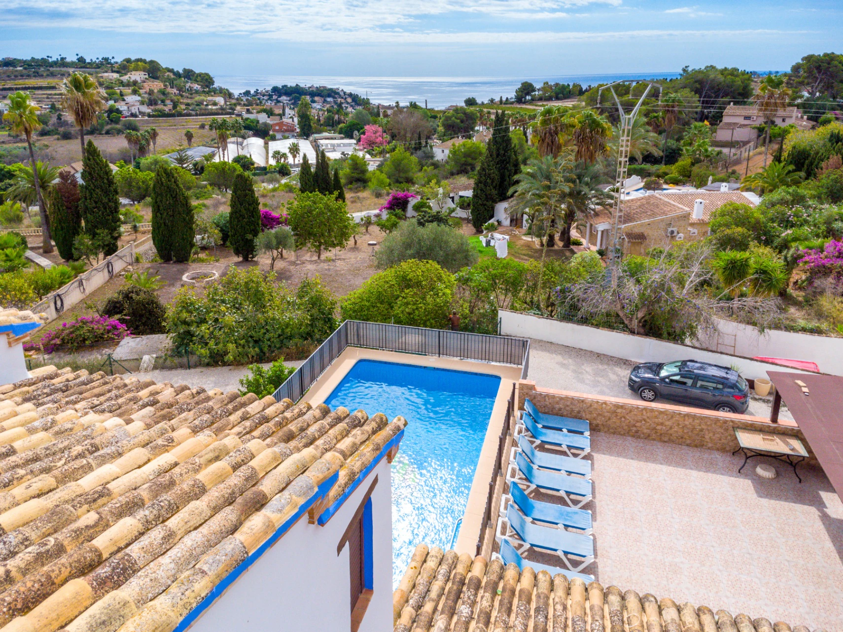 Finca à vendre à Benissa sur un grand terrain avec piscine et maison d'invités