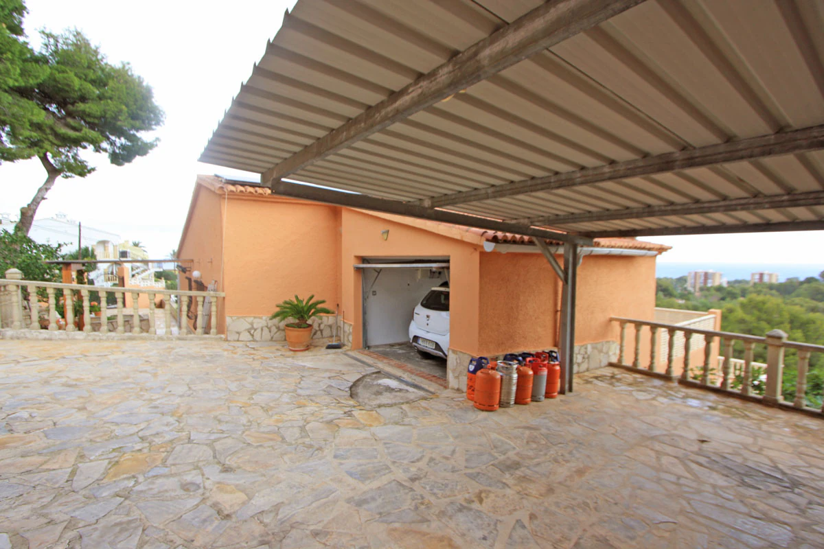 Villa with sea views in La Florida/Las Rotas, Denia