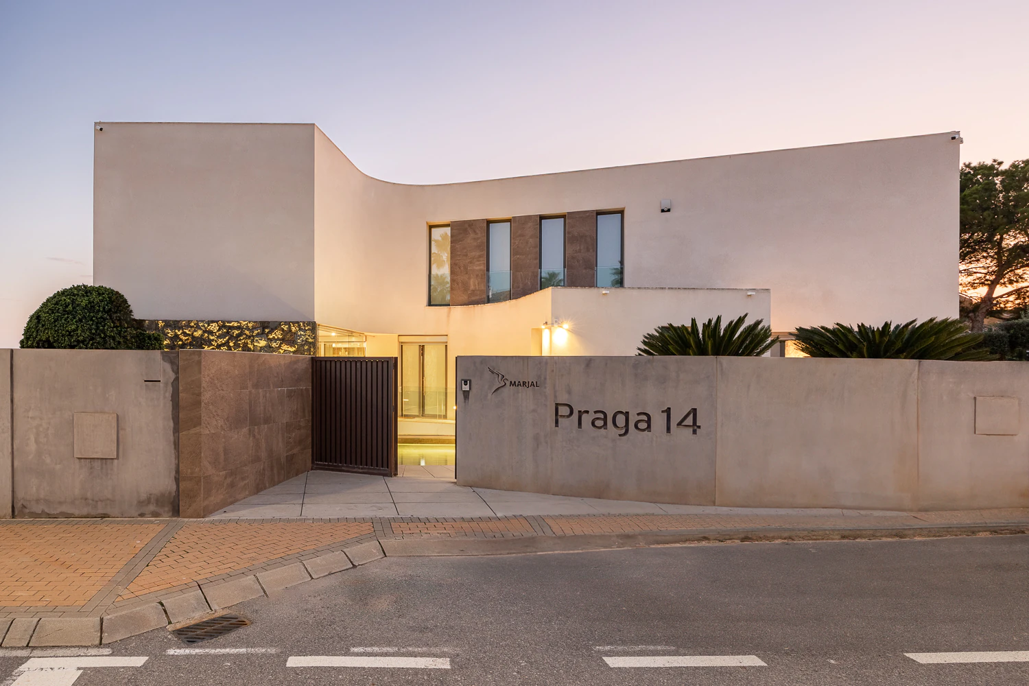 Villa for sale in Finestrat