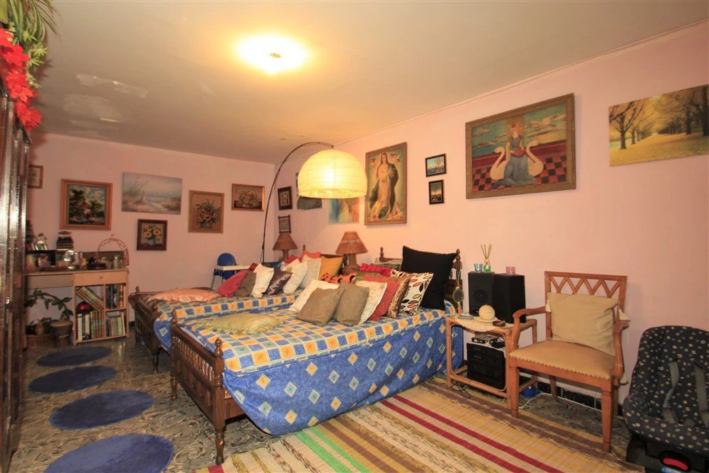 Traditional village house for sale in Teulada