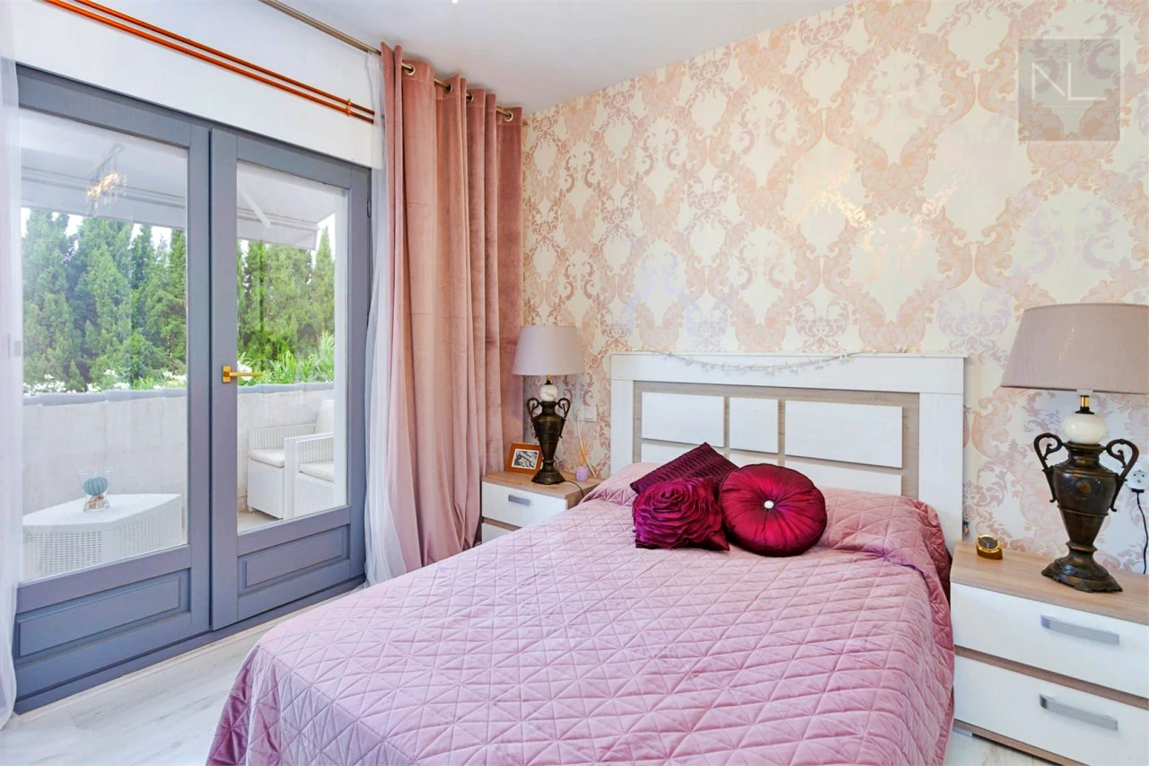 Half vrijstaande villa te koop in Pedreguer