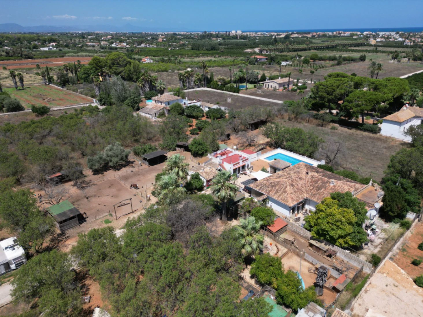 Villa de 9 chambres sur plus de 9 000 m² près du centre de Denia avec piscine et installations équestres