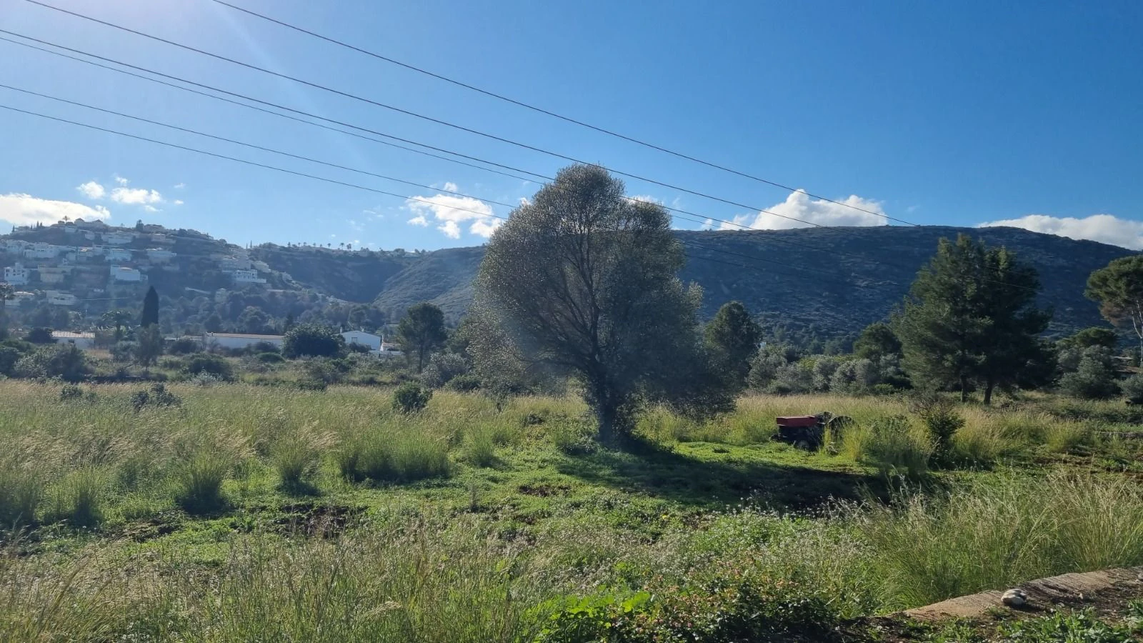 Finca en un terreno rústico en venta en Denia