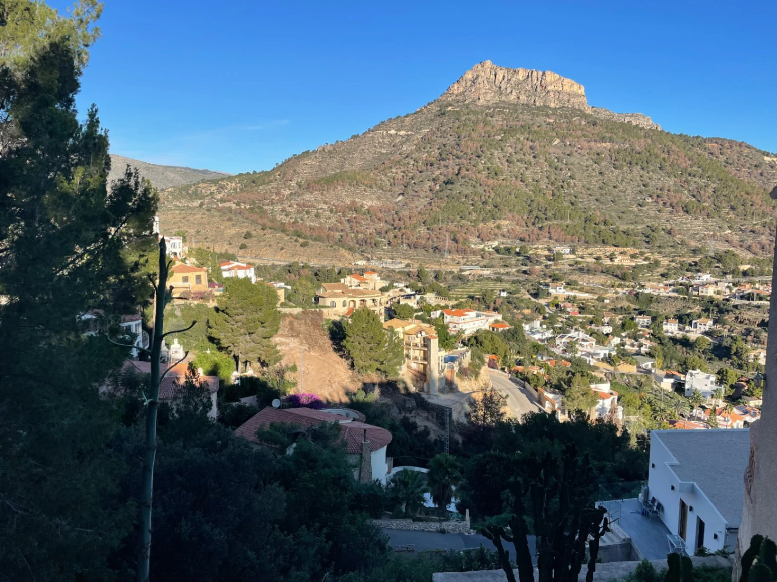 Parcelle avec vue dégagée à vendre à Calpe