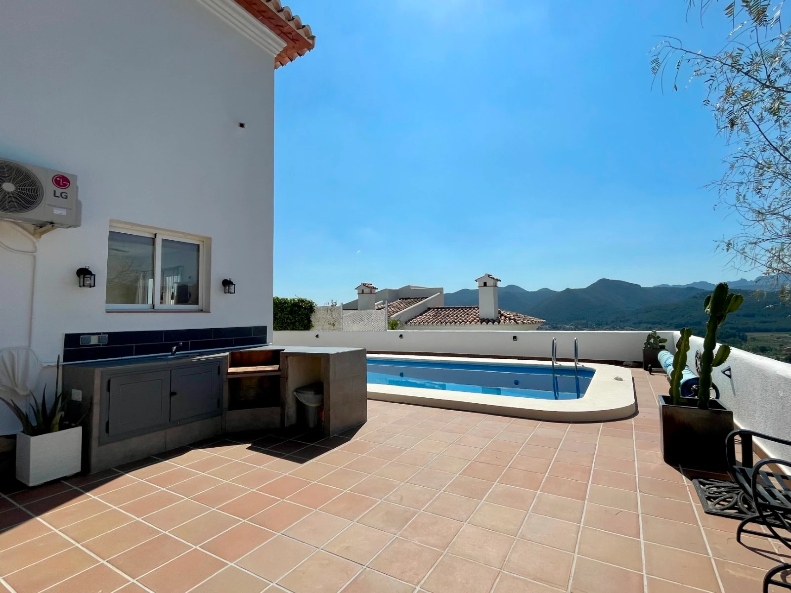 Villa for sale in Jalón