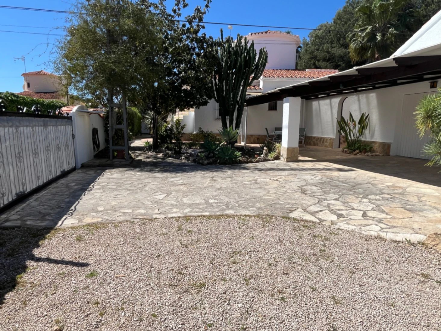 Chalet zu verkaufen mit 3 Schlafzimmern in Els Poblets, Alicante
