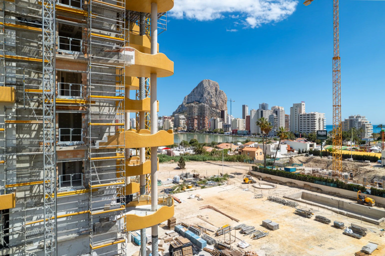 A New-Build Modern Apartment in Calpe with Sea & Mountain Views