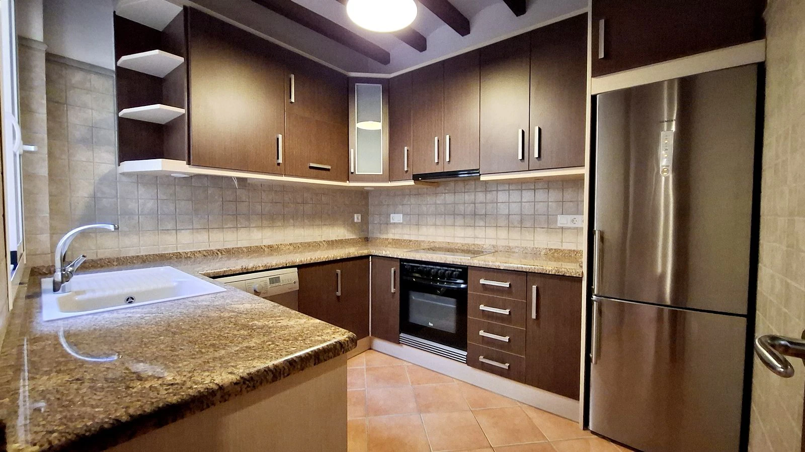 Spacious duplex home in the center of Denia