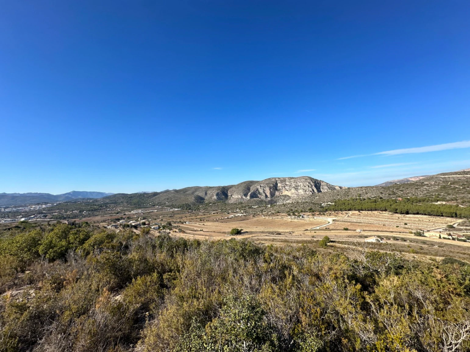 Terreno rustico con vistas