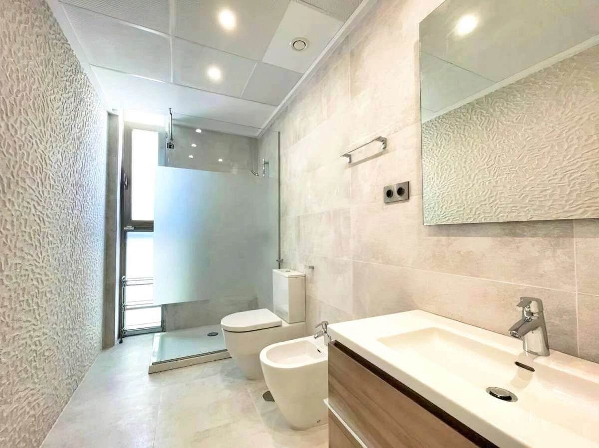 Villa for sale in Les Bassetes