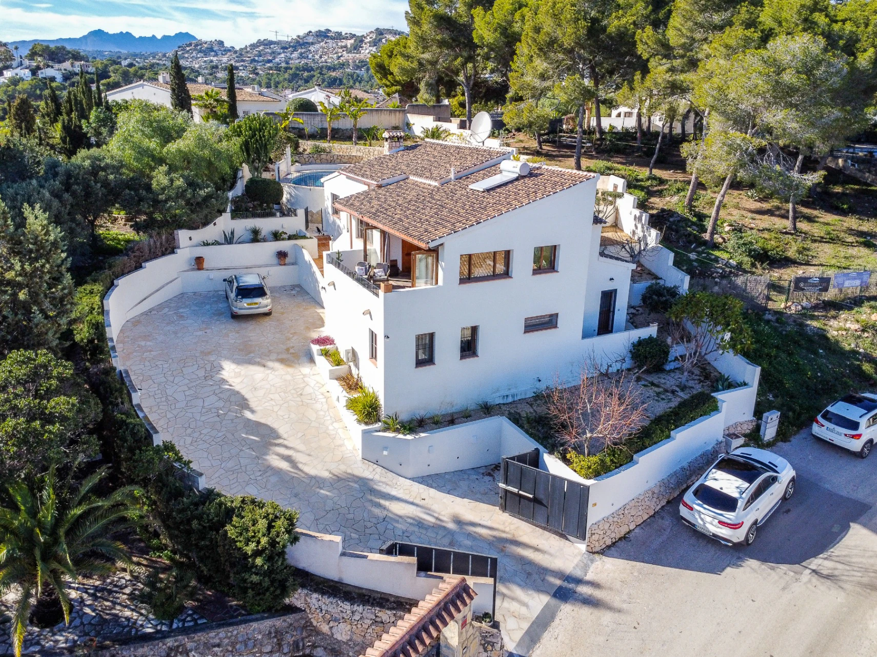 Villa con Vista al Mar en Venta en Moraira a Distancia Caminando de la Playa