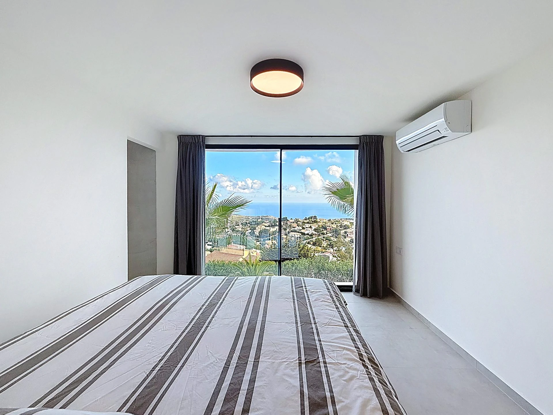 Cumbre del Sol villa renovated with panoramic sea views