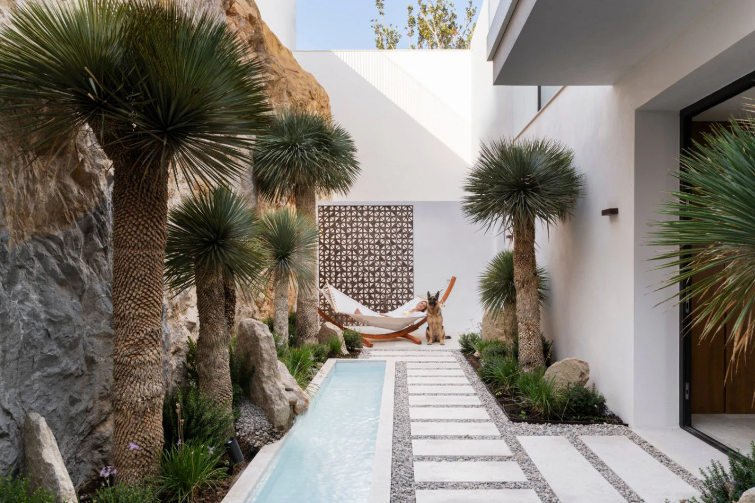 Exclusive luxury villa for sale in Jávea, with panoramic sea and mountain views.