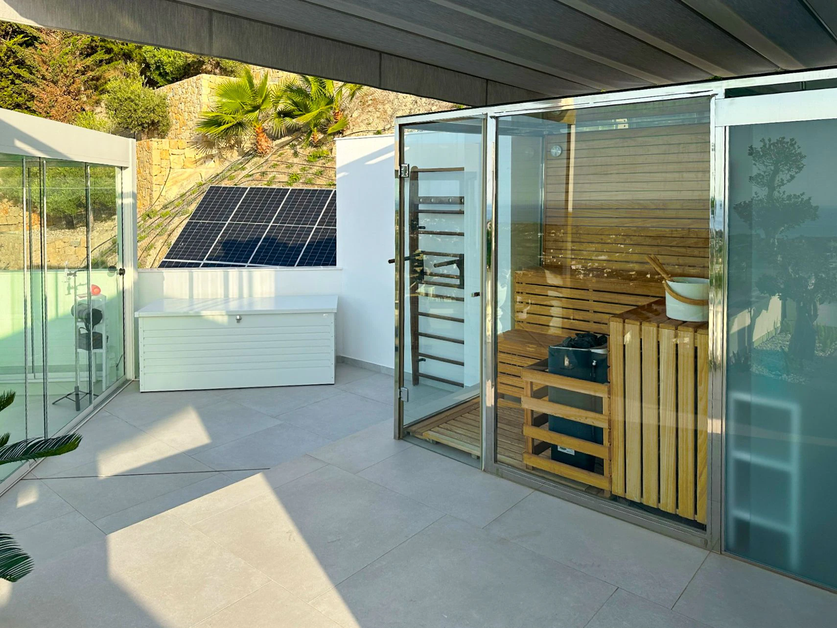 Außergewöhnliche Luxusvilla in Moraira – Wo Design, Technologie und Meerblick aufeinandertreffen