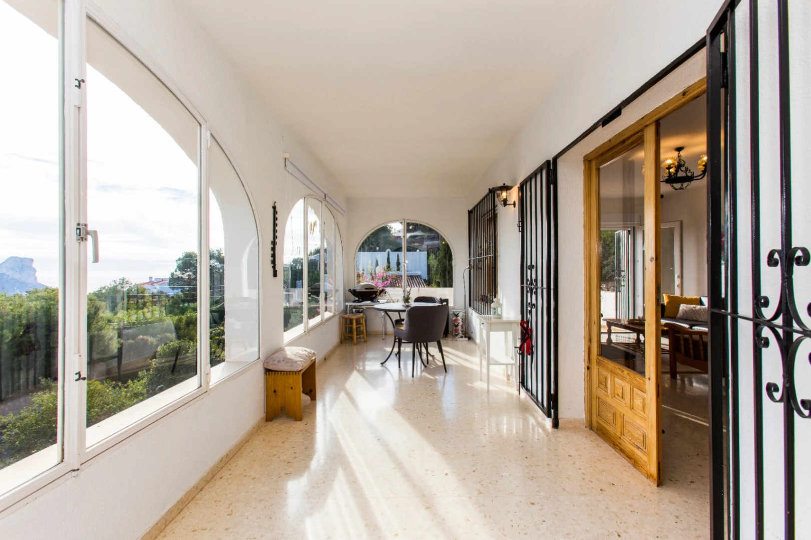 Sea view villa and additional plot for sale in Calpe
