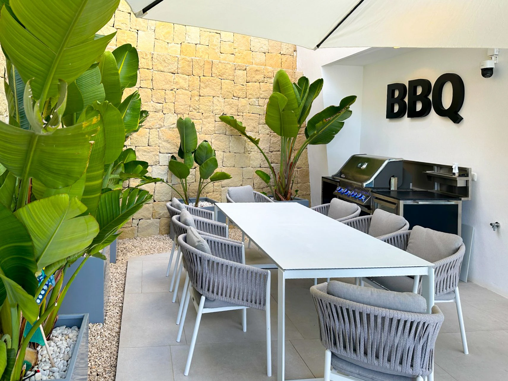 Außergewöhnliche Luxusvilla in Moraira – Wo Design, Technologie und Meerblick aufeinandertreffen