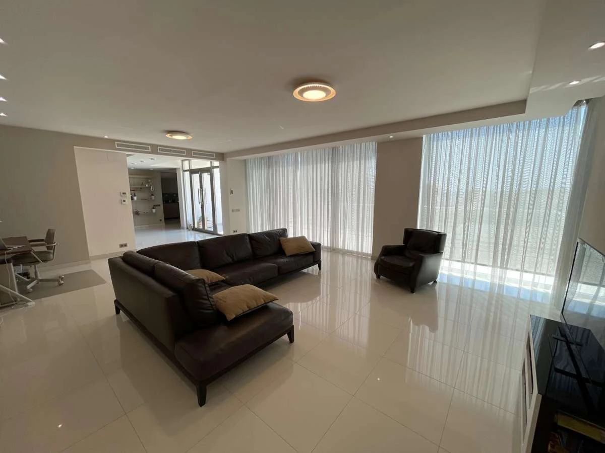 Villa for sale in Les Bassetes