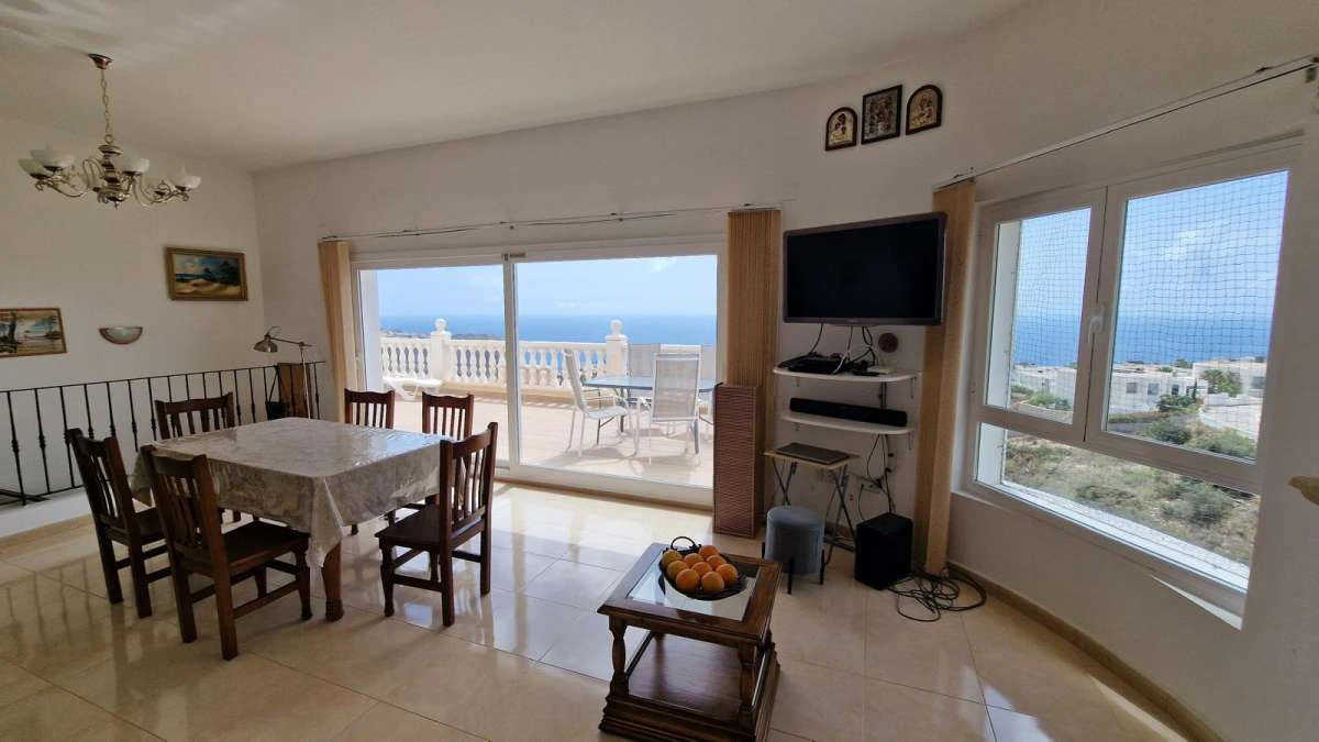 Villa for sale in Benitachell