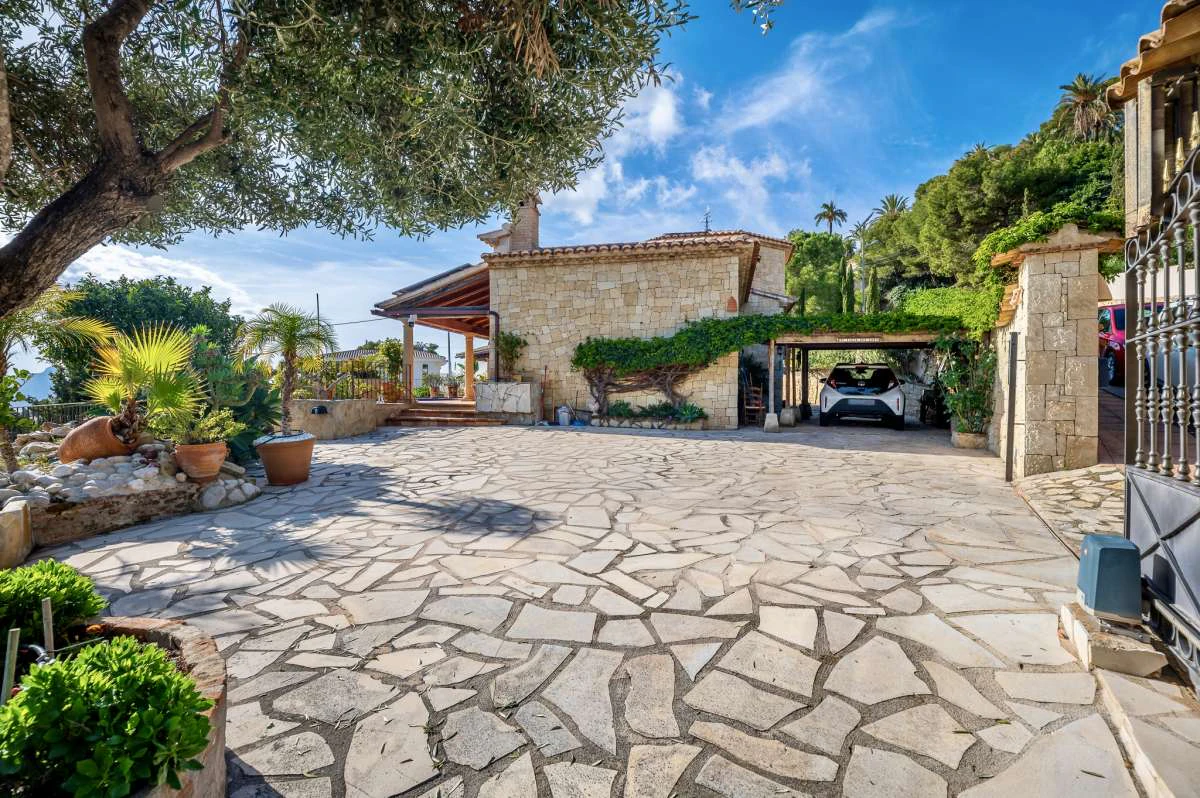 Villa for sale in Benissa Coast