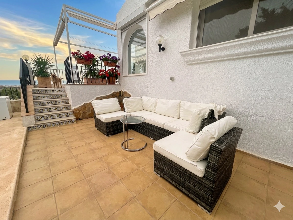 Villa for sale in Pego