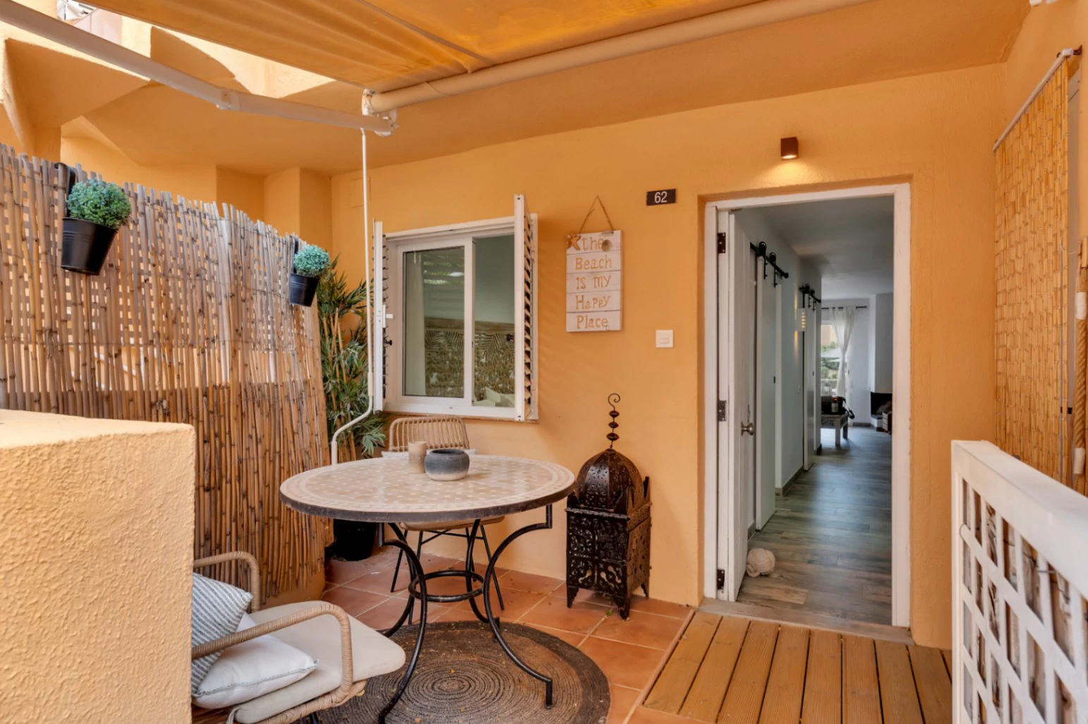 Renovated apartment with pool near the sea.