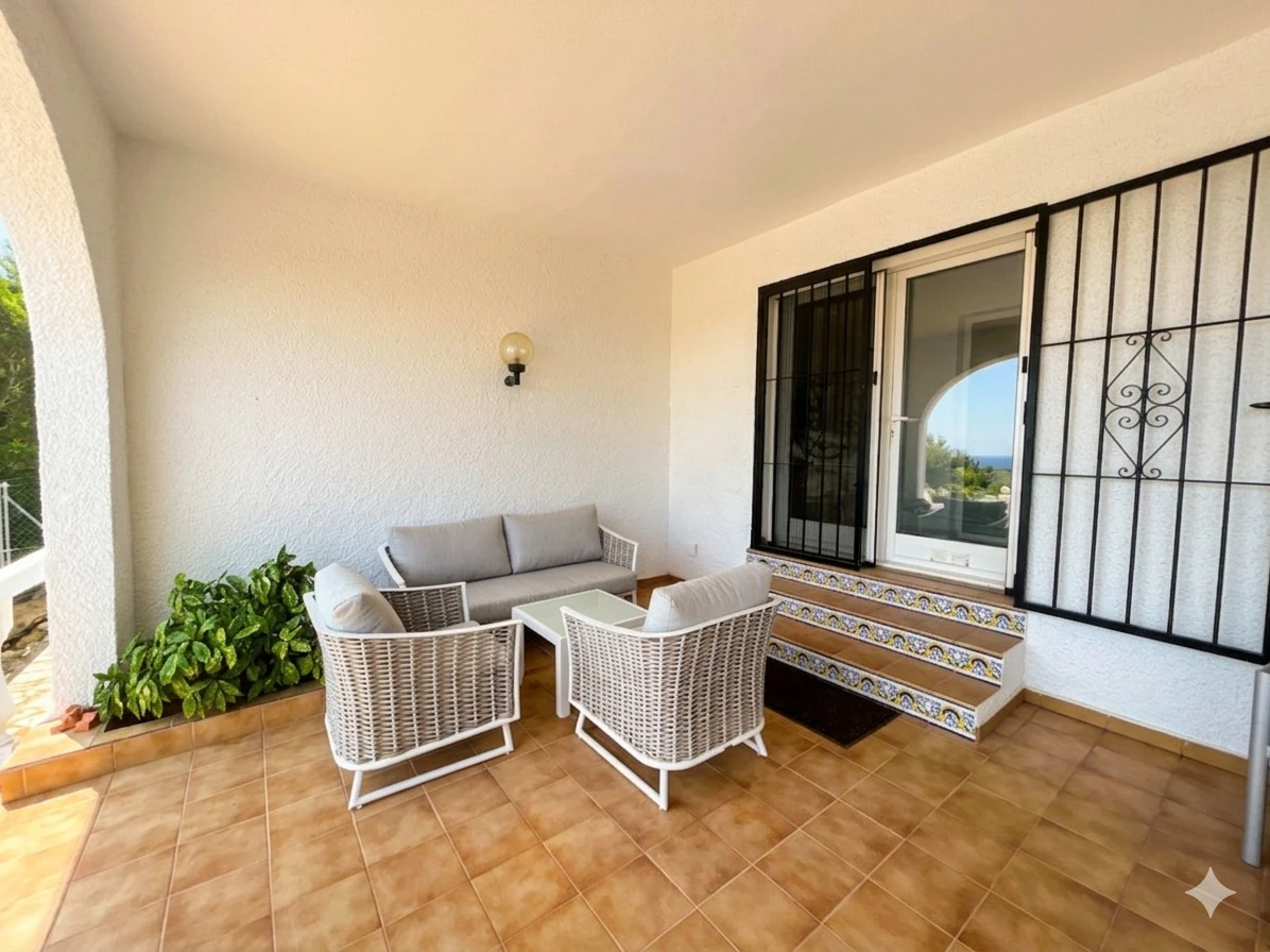 Villa for sale in Pego