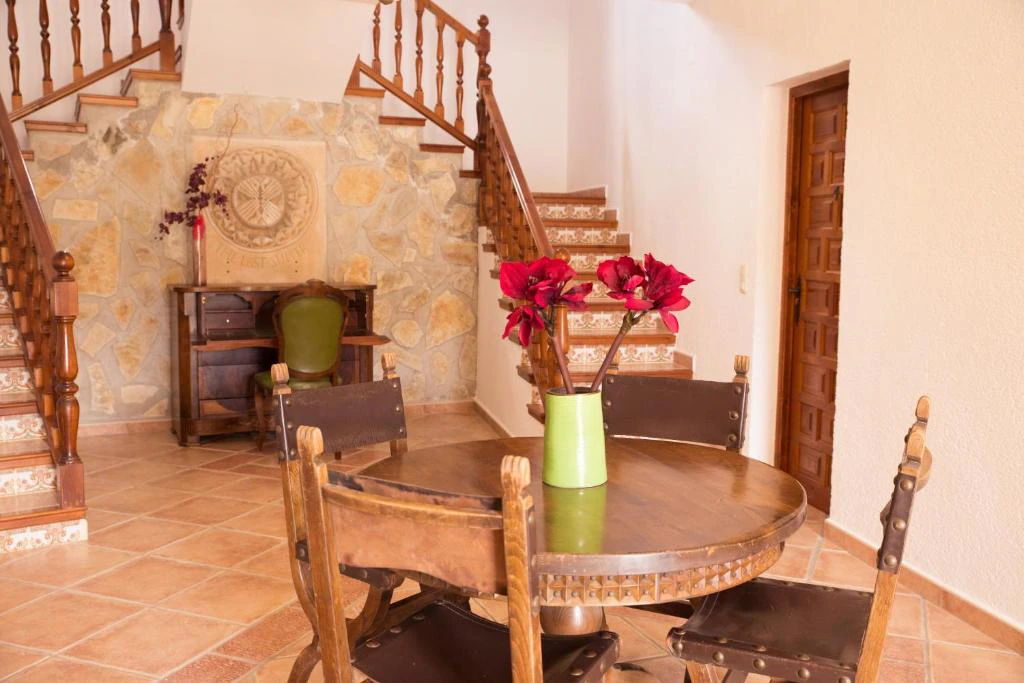 Hotel for sale in Llíber