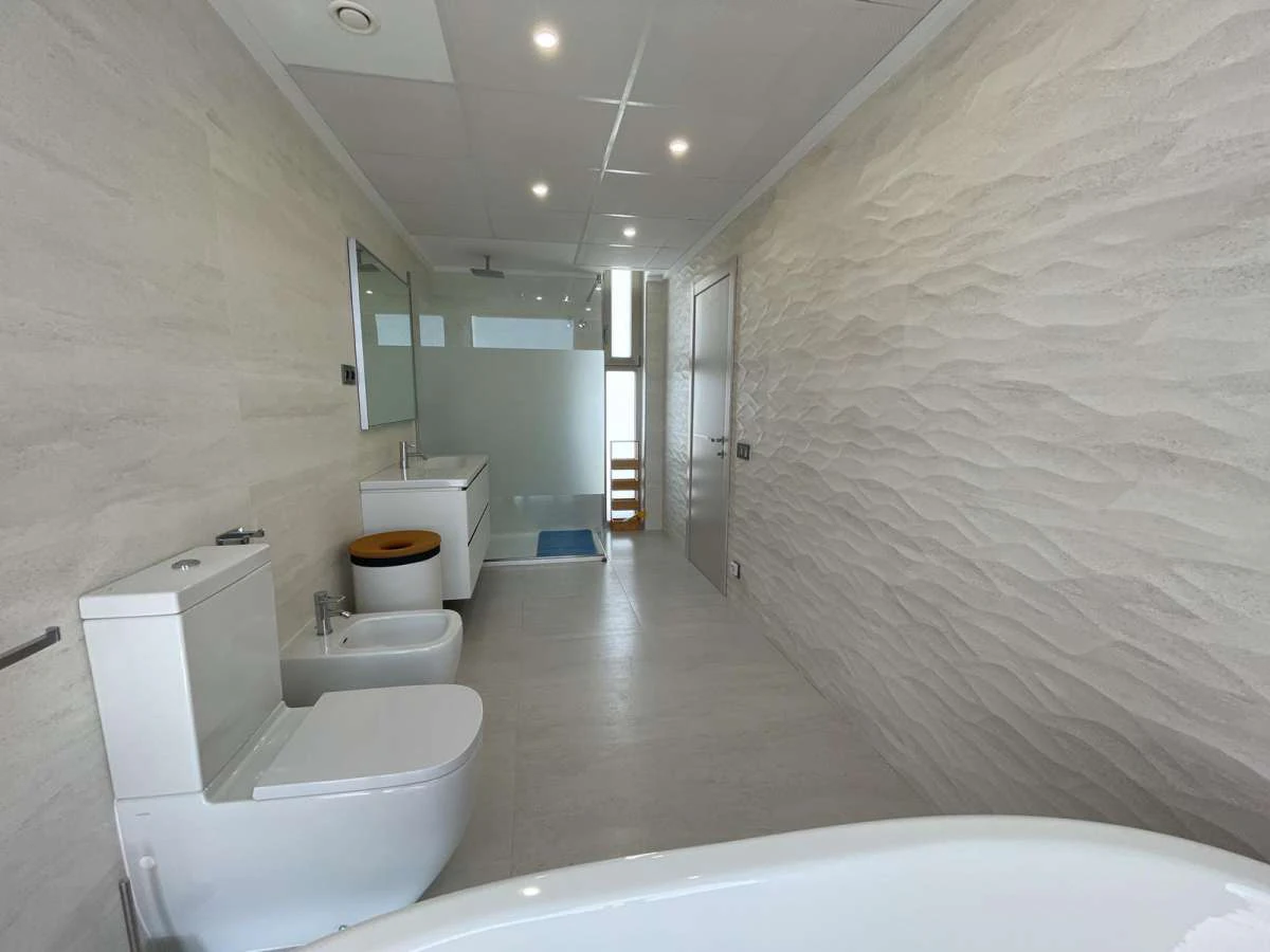 Villa for sale in Les Bassetes