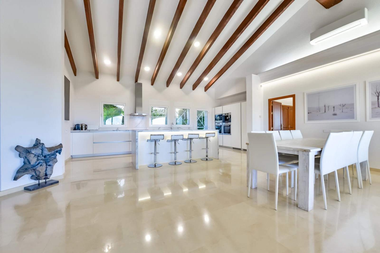 Villa for sale in Altea