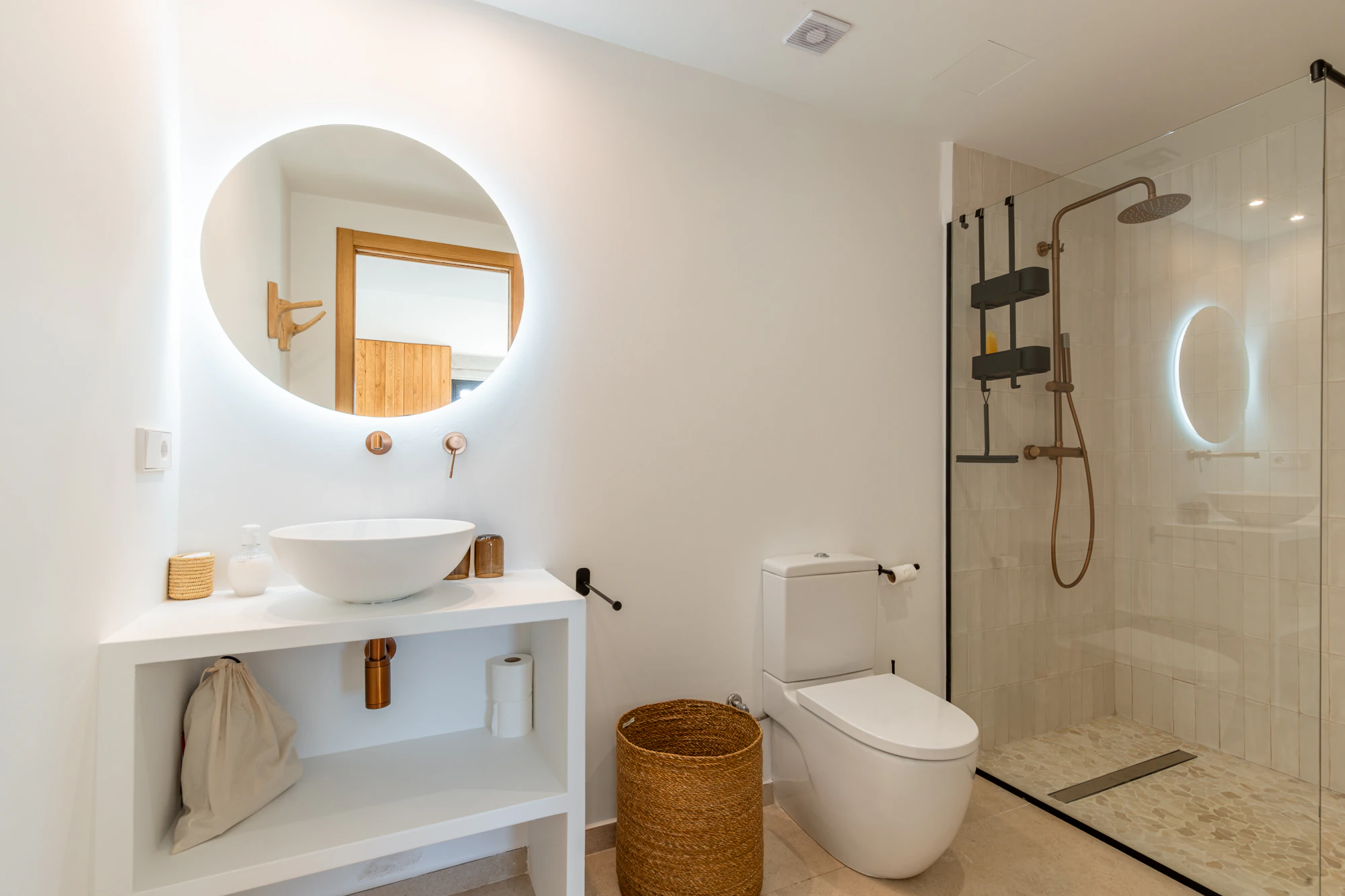 Ibiza Style Luxury Villa in Moraira — Mediterranean Elegance Just 1 km from the Sea