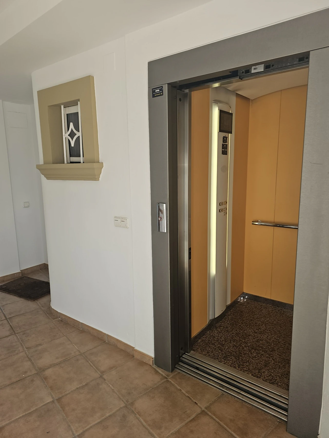 Duplex for sale in Moraira with sea views