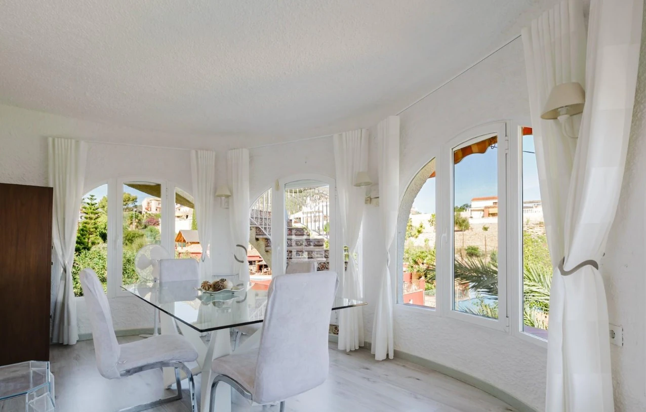 Villa à la vente à Calpe / Calp