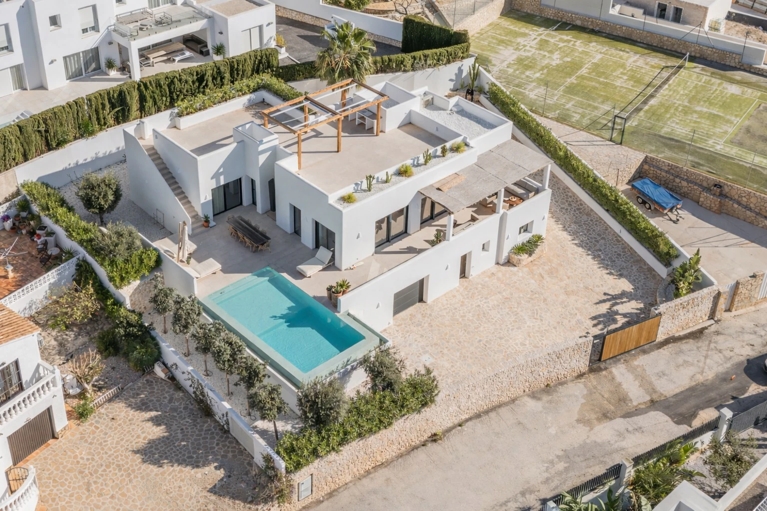 Ibiza Style Luxury Villa in Moraira — Mediterranean Elegance Just 1 km from the Sea
