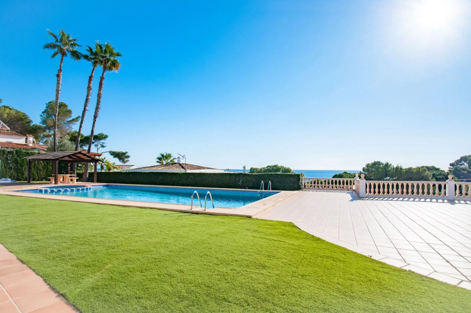 Duplex for sale in Moraira with sea views