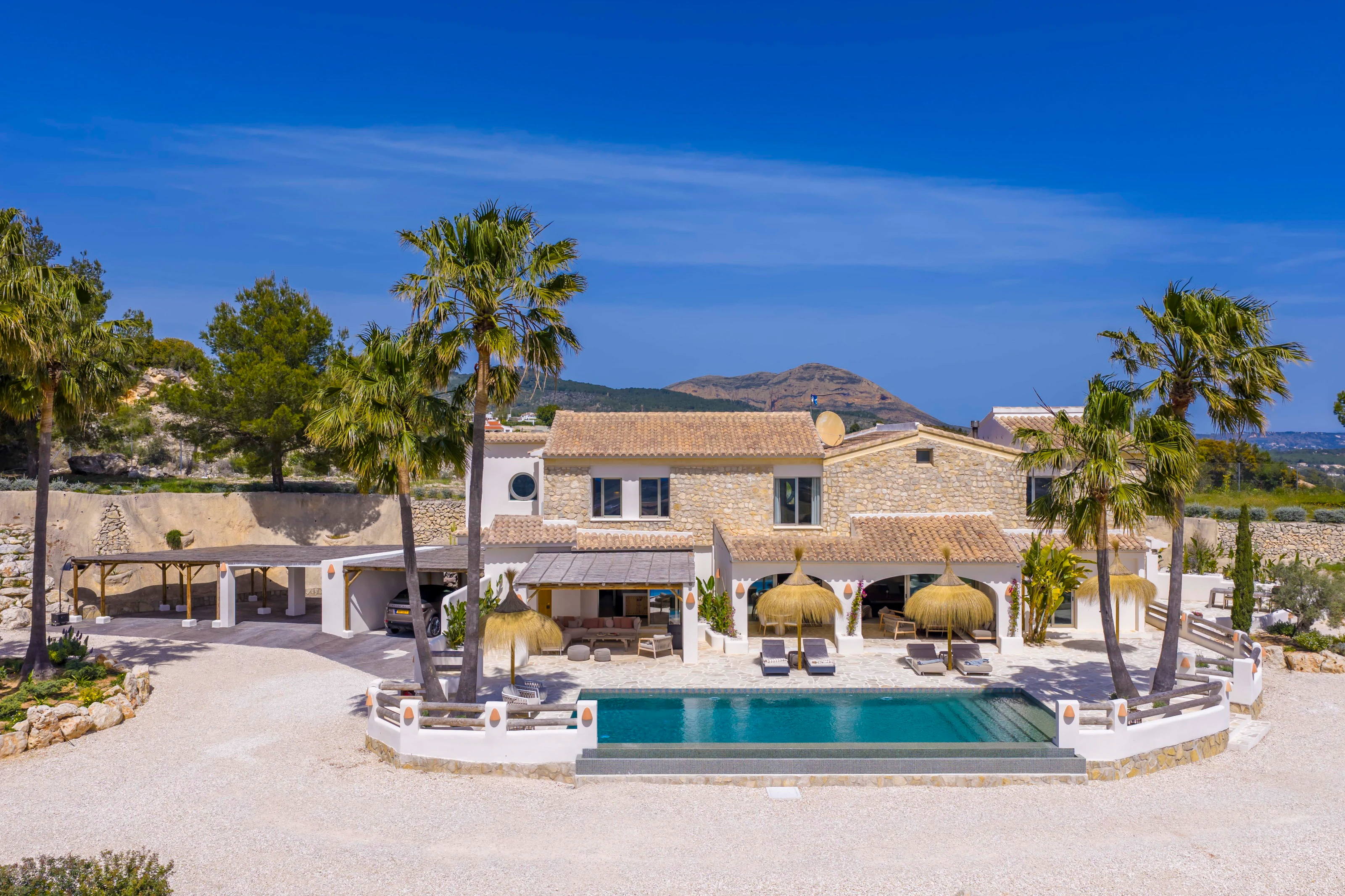 Country house for sale in Moraira