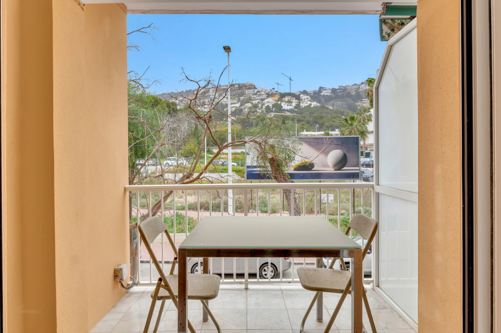 Apartamento cerca del mar, ubicado en la demandada zona del puerto de Jávea