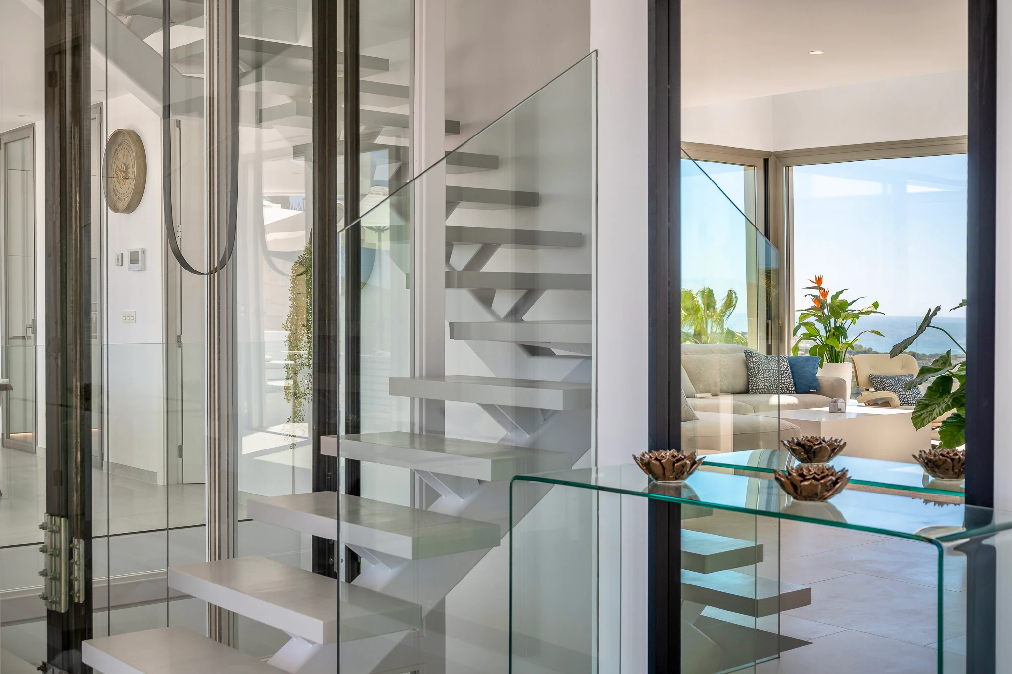 Außergewöhnliche Luxusvilla in Moraira – Wo Design, Technologie und Meerblick aufeinandertreffen