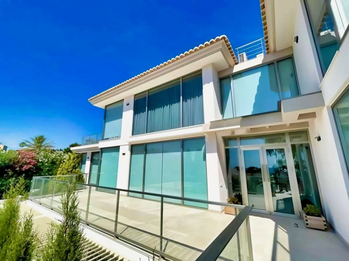 Villa for sale in Les Bassetes