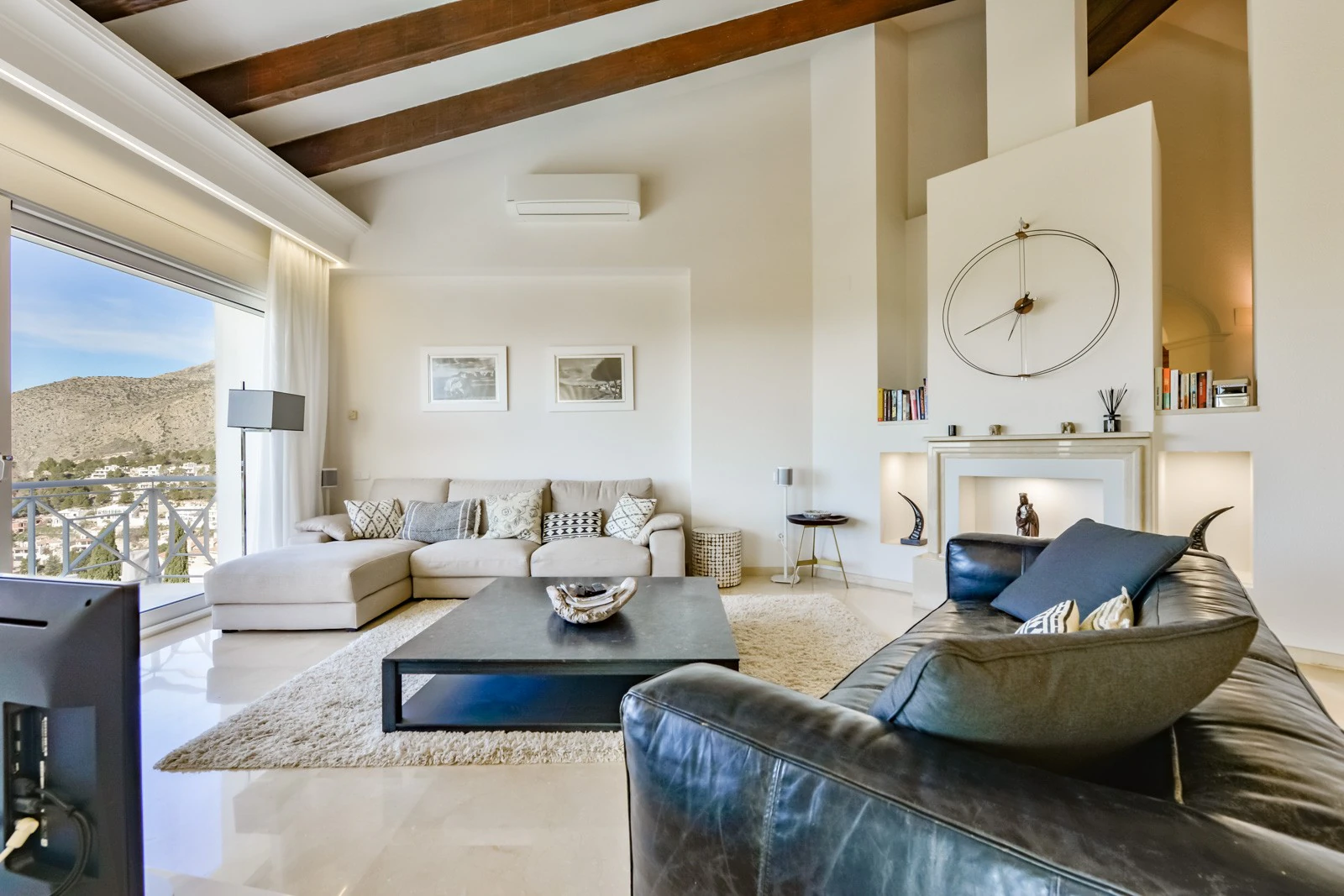 Villa for sale in Altea