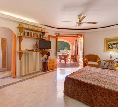 Villa for sale in Benissa