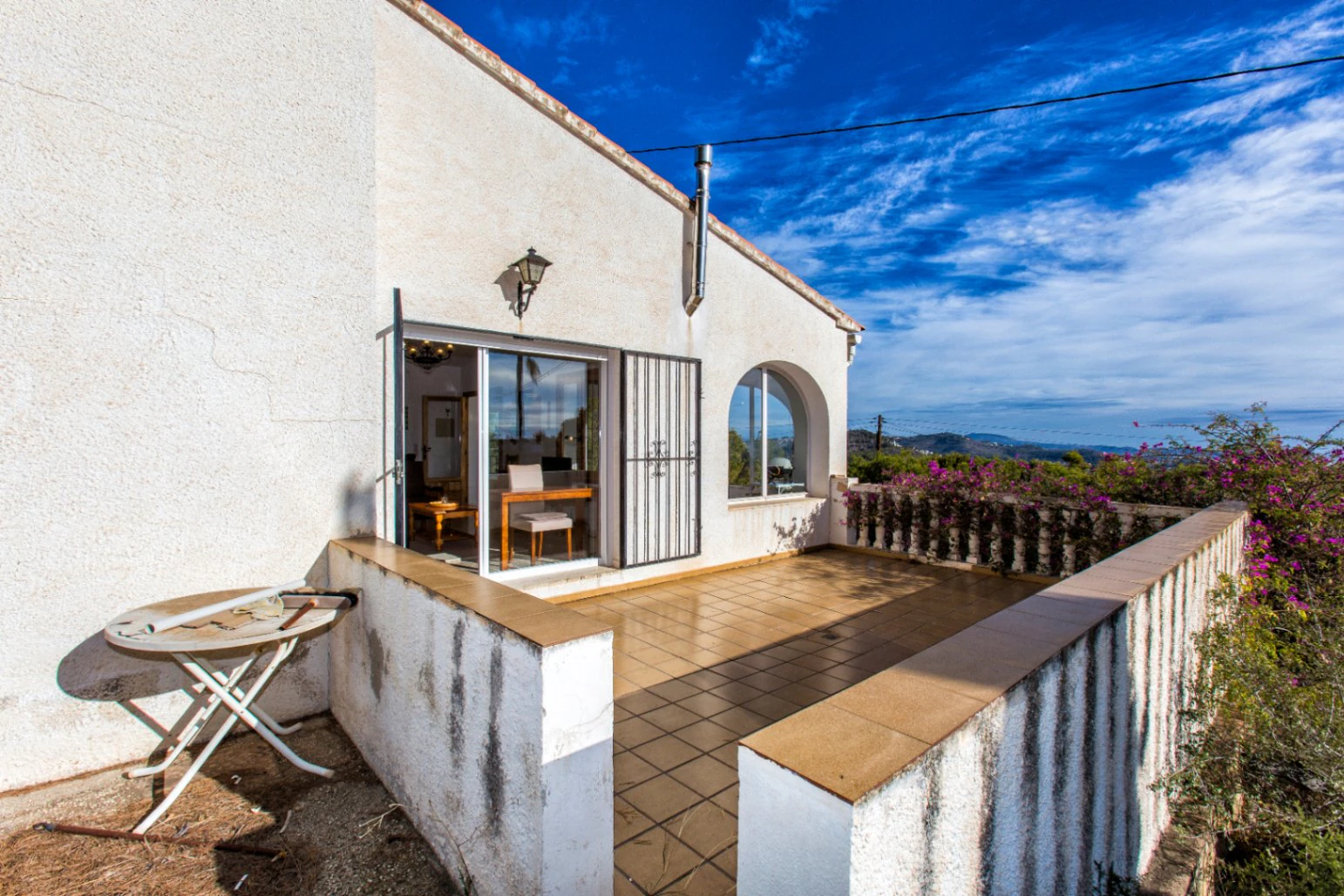 Sea view villa and additional plot for sale in Calpe