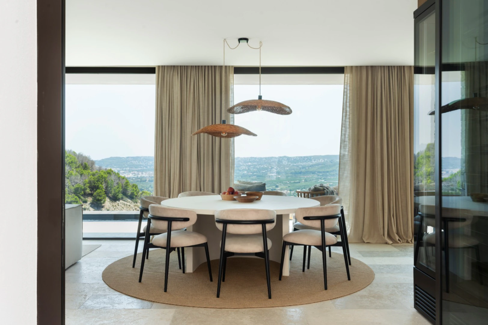 Exclusive luxury villa for sale in Jávea, with panoramic sea and mountain views.
