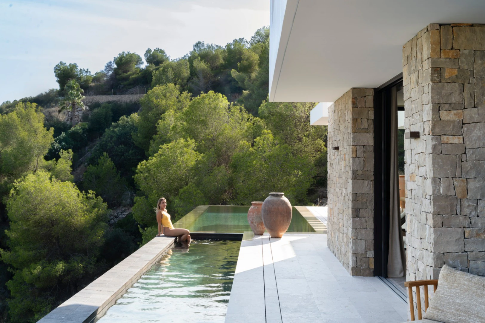 Exclusive luxury villa for sale in Jávea, with panoramic sea and mountain views.